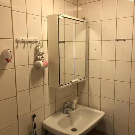 Homestay szállás 18m2 Shared Twin In A Villa/ Centrum
